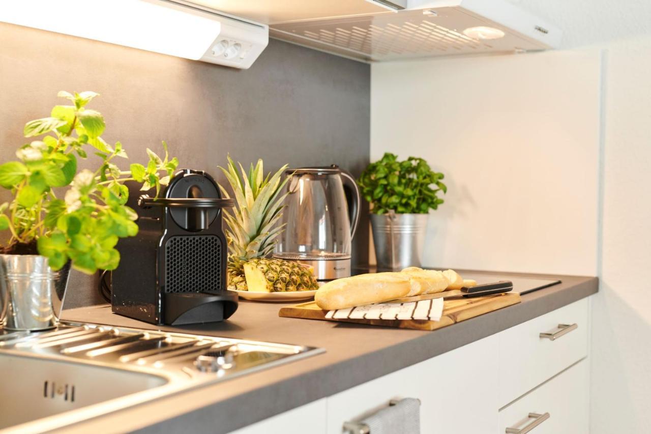 Neu☆Business Apartment☆Messe/Airport☆Tiefgarage Leinfelden-Echterdingen Bagian luar foto