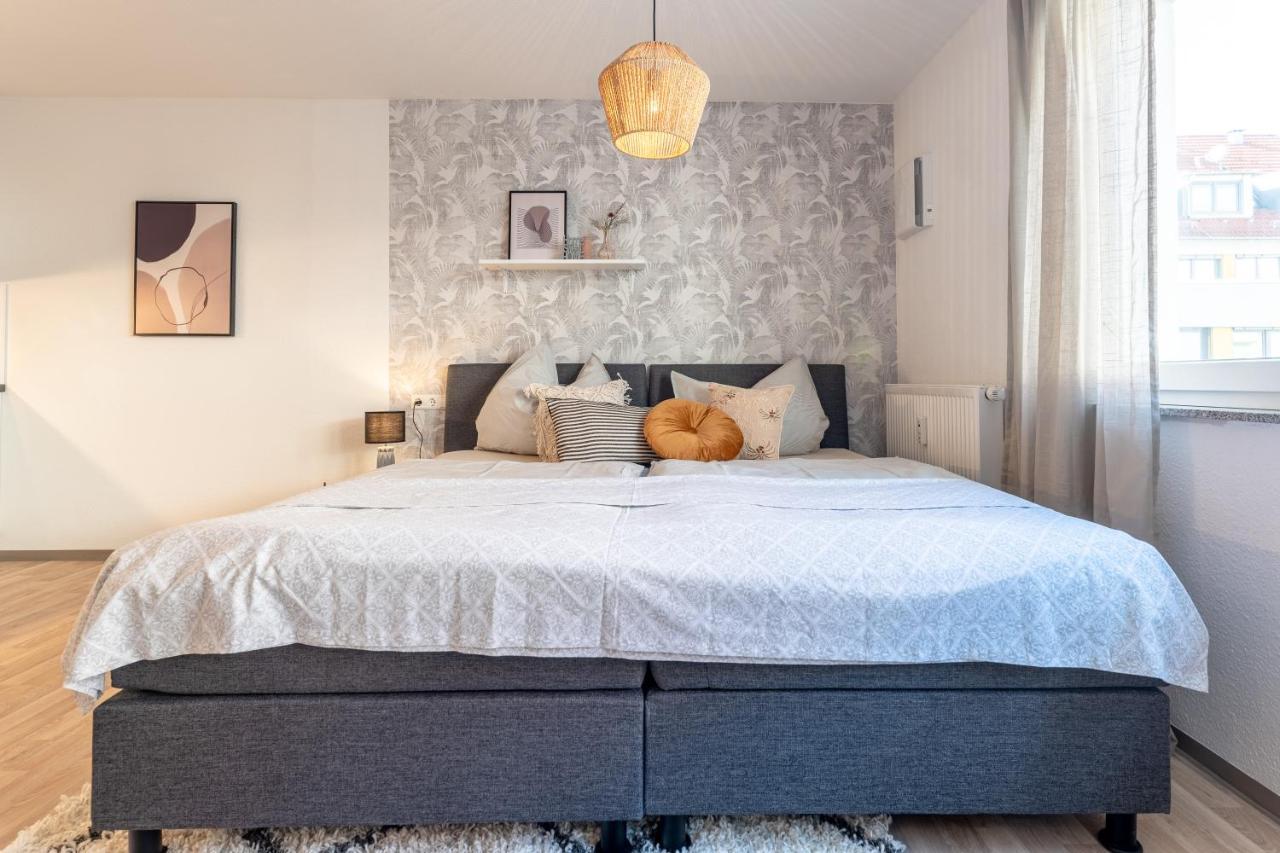 Neu☆Business Apartment☆Messe/Airport☆Tiefgarage Leinfelden-Echterdingen Bagian luar foto