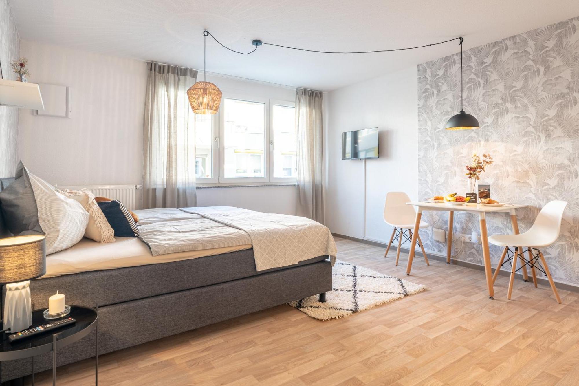 Neu☆Business Apartment☆Messe/Airport☆Tiefgarage Leinfelden-Echterdingen Ruang foto
