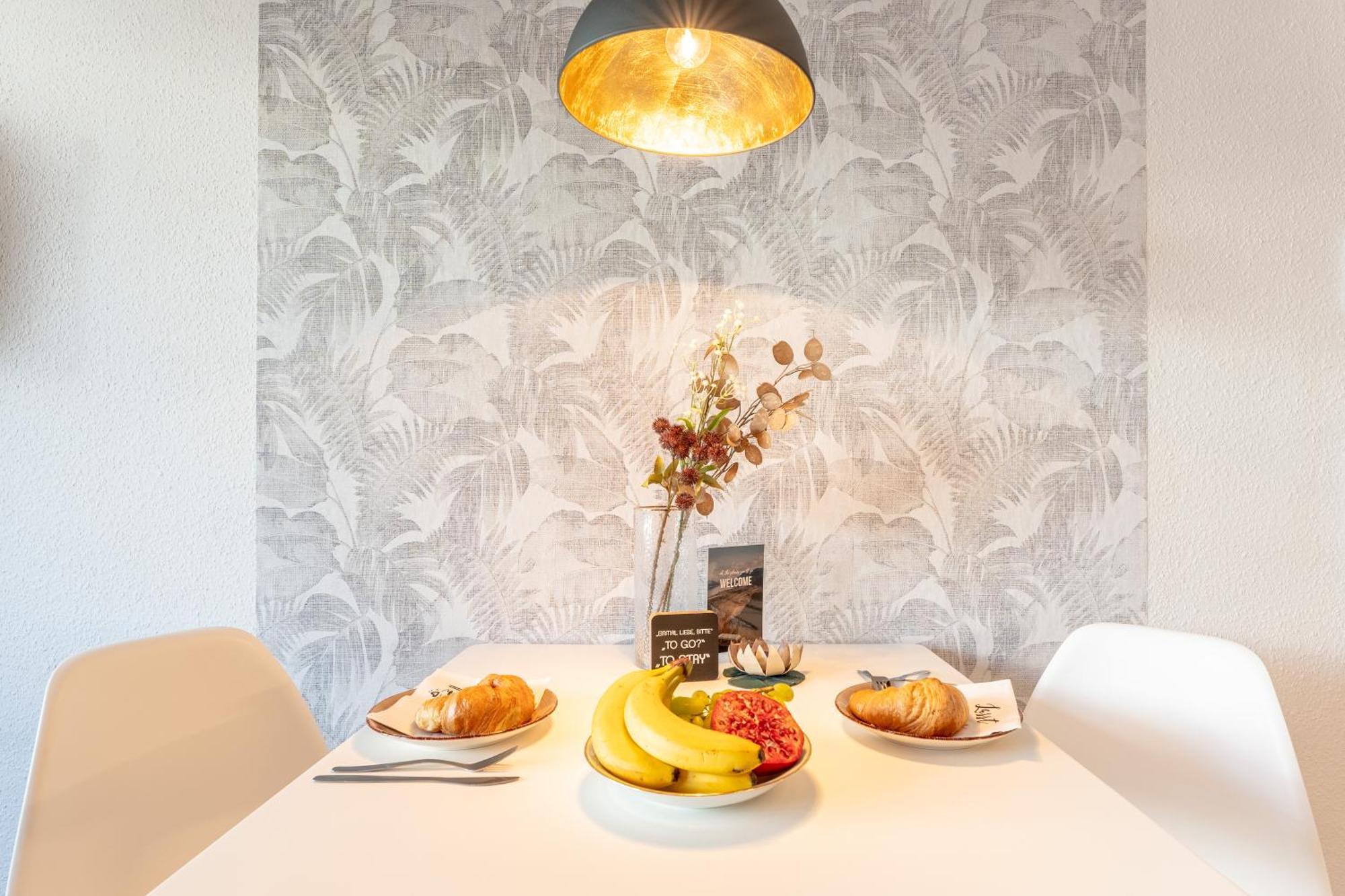 Neu☆Business Apartment☆Messe/Airport☆Tiefgarage Leinfelden-Echterdingen Ruang foto